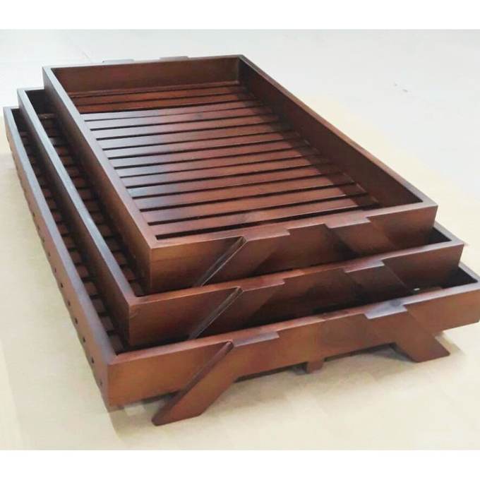 Striped tray on its folding stand